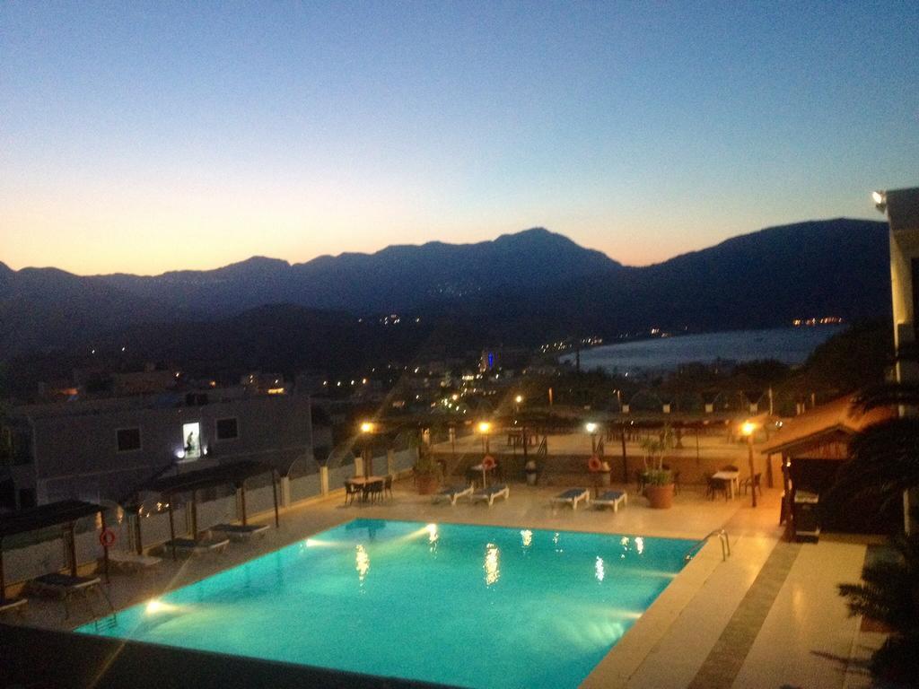 Seven Stars Hotel Karpathos Town  Exterior photo